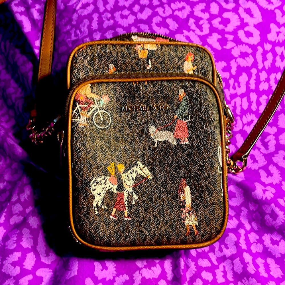 MICHAEL KORS  girls crossbody bag EUC